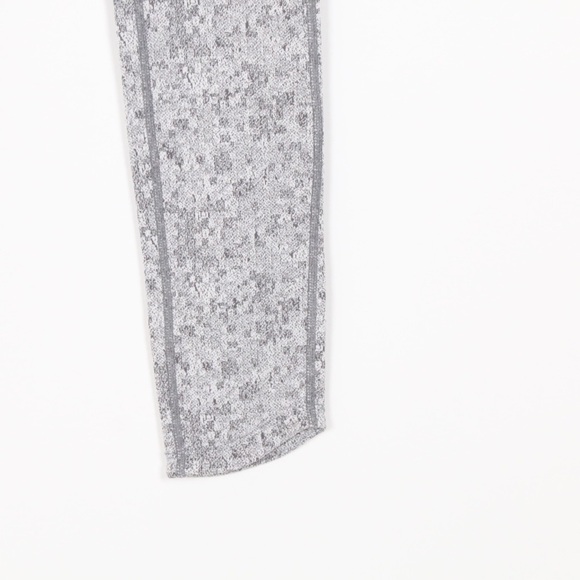 Gymshark High Waisted Camo Leggings - Picture 4 of 7